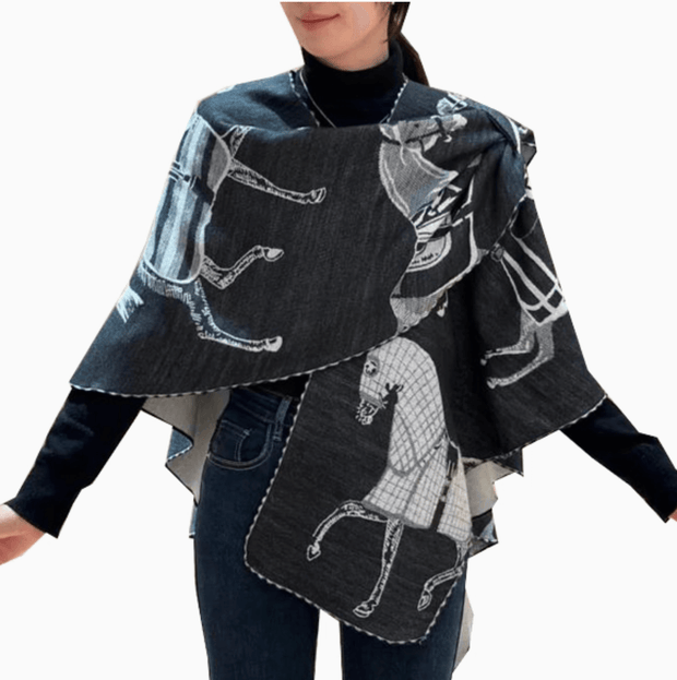 Equestrian Black / White Trotter Reversible Short Loop Wrap