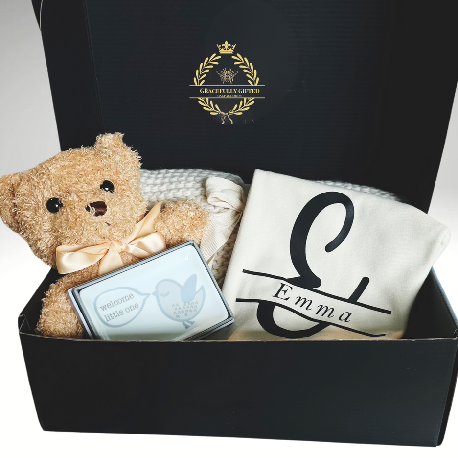 Little Pal Gift Box - Curated gift Boxes For New BabyLittle Pal Gift Box - Curated gift Boxes For New Baby
