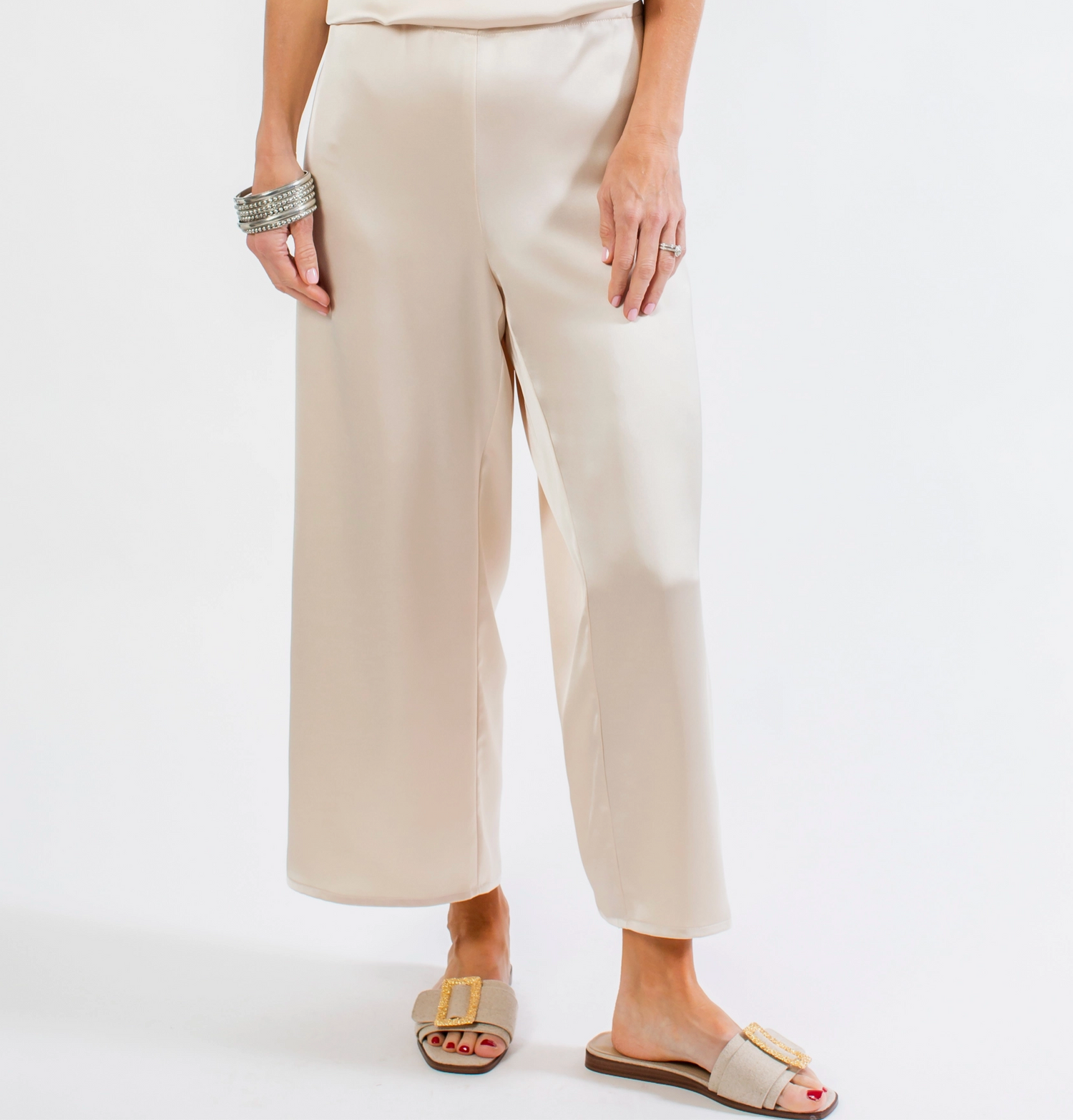 luxurious and lavishly soft to the touch, perfect for any occasion. Crafted from a washable silken fabric, this pant promises unbeatable comfort and an elegant, refined look. Show off your stylish side in this timeless wardrobe staple.