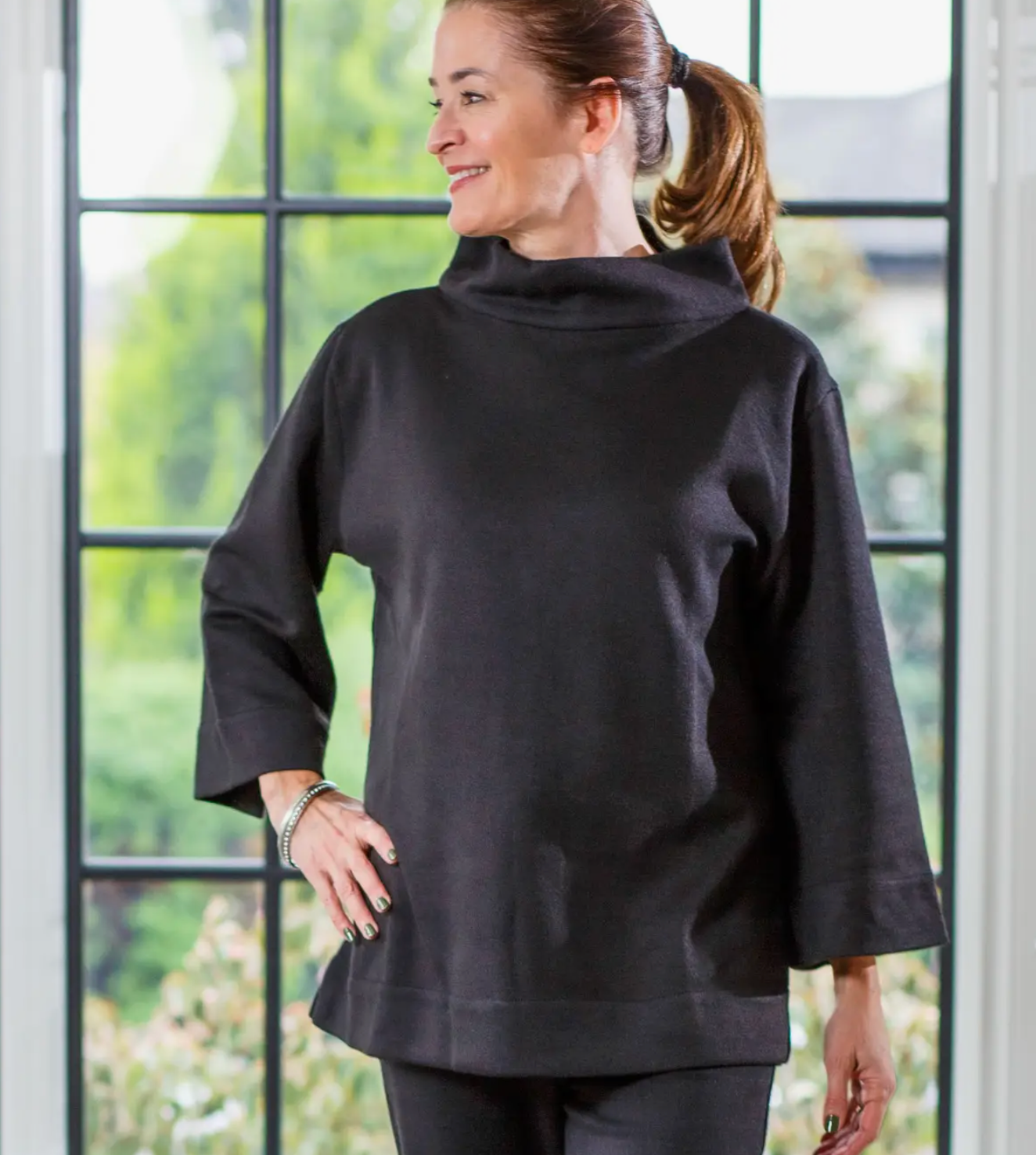 Experience the harmony of elegance and comfort with the Luna Mock Neck Top. Crafted in a flattering silhouette, this top is perfect for those leisurely days when you want to look your best without sacrificing comfort.