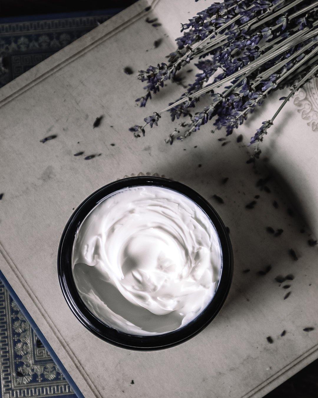 award winning body cream contains anti-inflammatory and anti-aging properties 