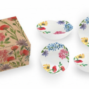 stunning floral nesting bowls. 